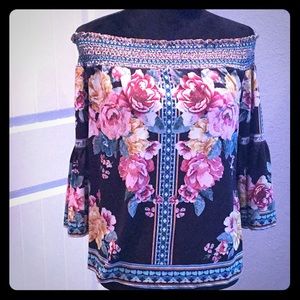Off shoulder floral top